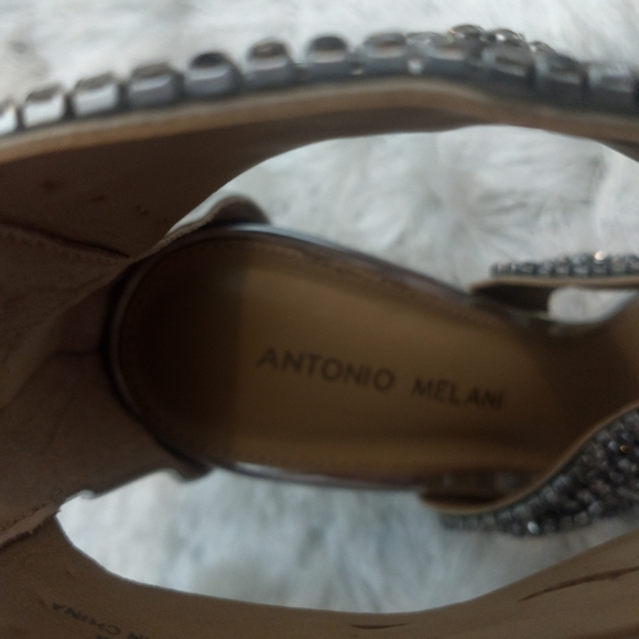 Antonio Melani Paolma silver heel w/ rhinestones - Picture 2 of 9